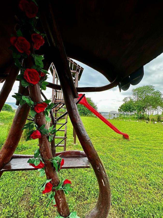 A-Frame Bucovina- Paradis Bucovinean Capu Cîmpului Exterior foto